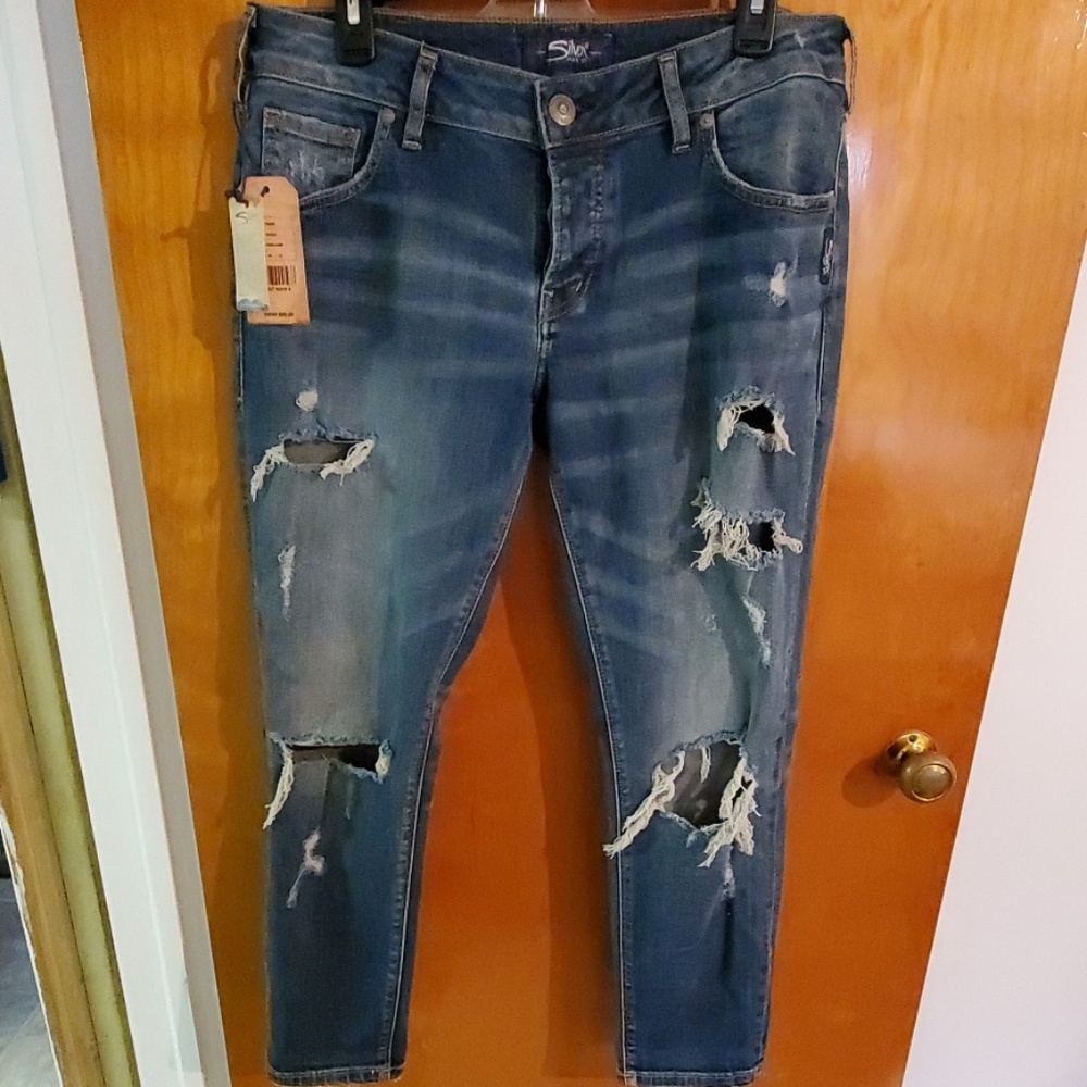 NWT Distressed Silver Boyfriend Jean's sz 30